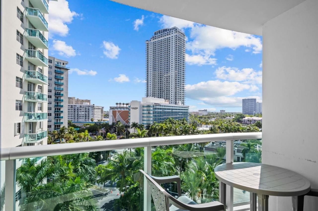 The Tides 1 Bedroom Apt 8Th Floor We Are On The Beach Hollywood Bagian luar foto